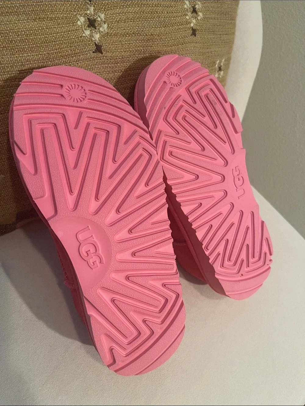 UGG soft pink